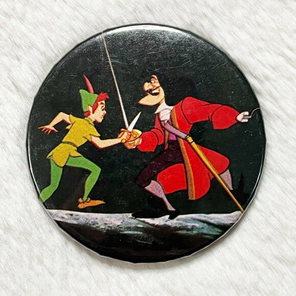 🔮 5/$25 Disney Peter Pan And‎ Captain Hook Pin - Picture 1 of 2